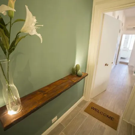 House - 1 Min Dal Mare-vicinissimo Ad Ortigia E Al Teatro-parcheggio Fuori Ztl In Strada Gratuito Apartman Szirakúza