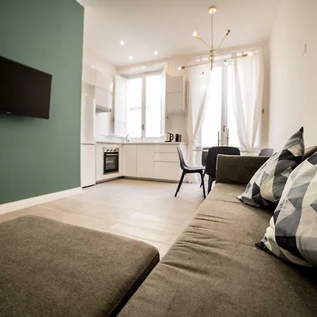 House - 1 Min Dal Mare-vicinissimo Ad Ortigia E Al Teatro-parcheggio Fuori Ztl In Strada Gratuito Apartman