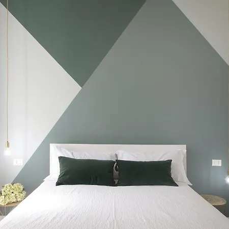 House - 1 Min Dal Mare-vicinissimo Ad Ortigia E Al Teatro-parcheggio Fuori Ztl In Strada Gratuito * Syracuse