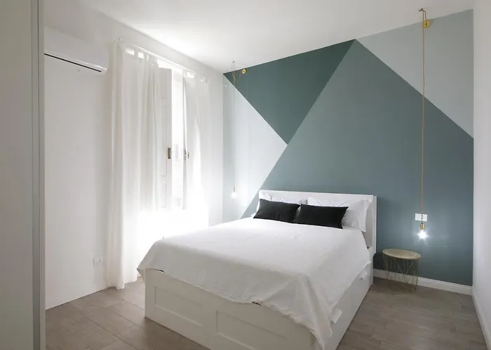 House - 1 Min Dal Mare-vicinissimo Ad Ortigia E Al Teatro-parcheggio Fuori Ztl In Strada Gratuito Апартаменты Сиракузы